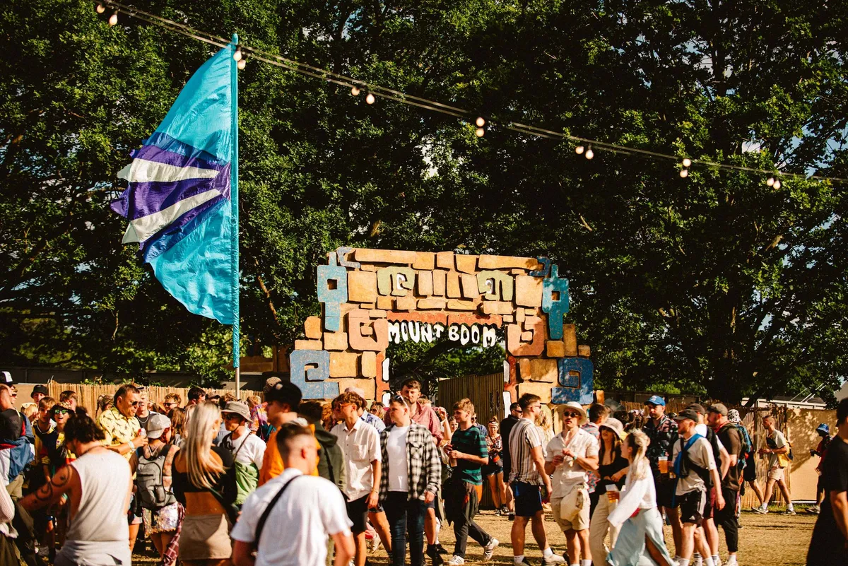 Festival design and immersive environments