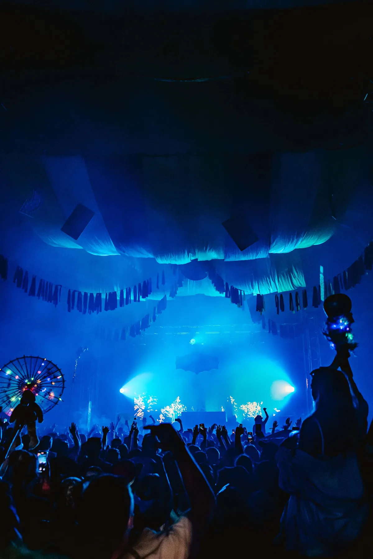 Four-day festival experience and atmosphere